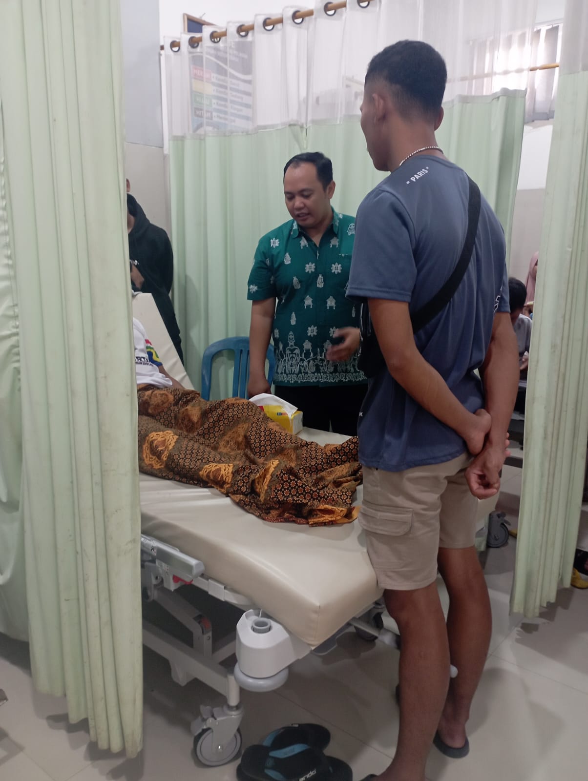 VISITE DOKTER